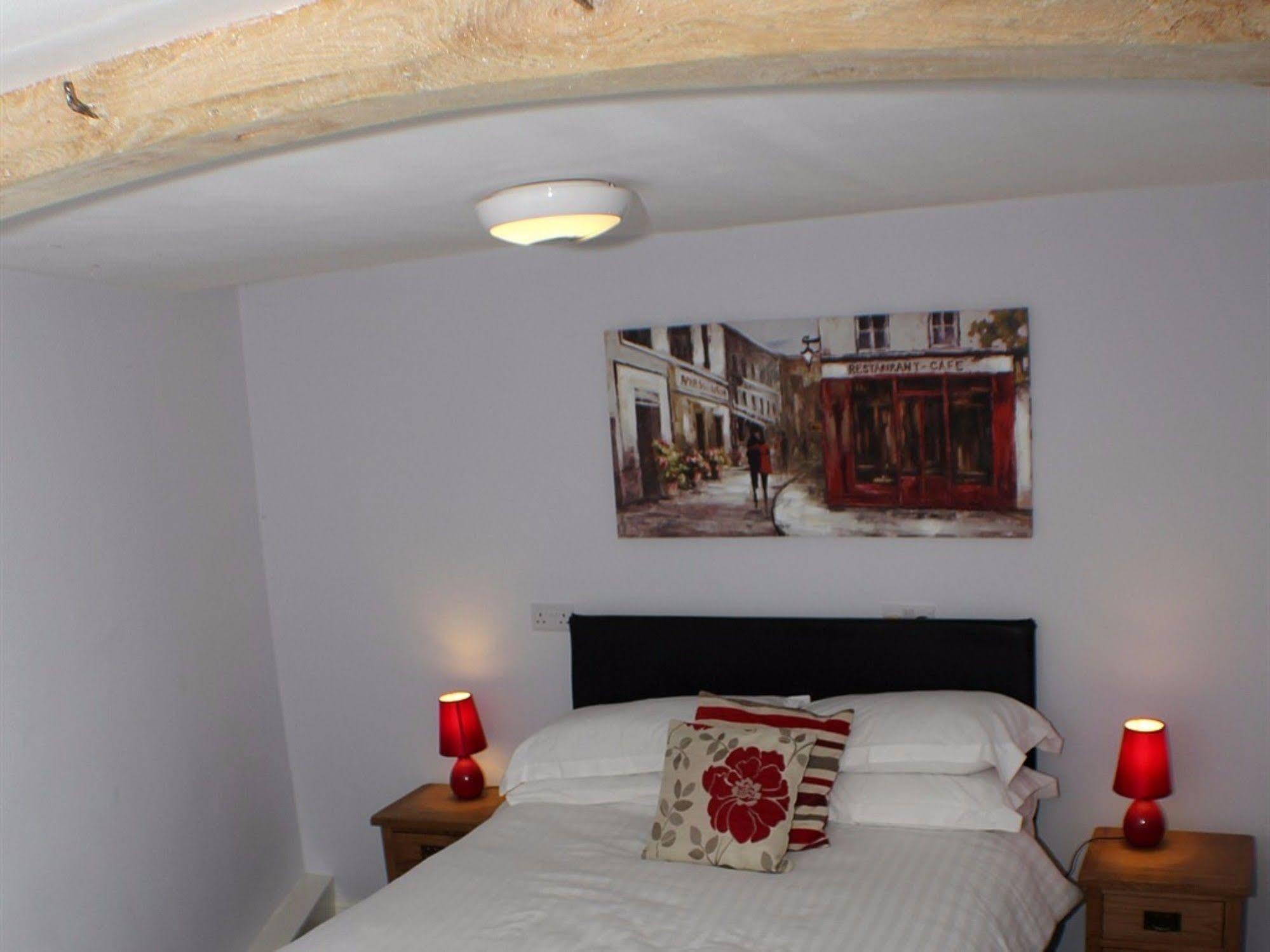 The Crown Bed & Breakfast West Haddon Екстериор снимка